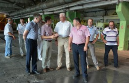 Председатель Правительства Астраханской области посетил фабрику