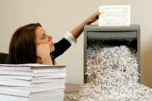 Срочная утилизация офисных документов